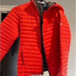 Boys Orange Eddie Bauer Medium 10/12 Excellent Condition